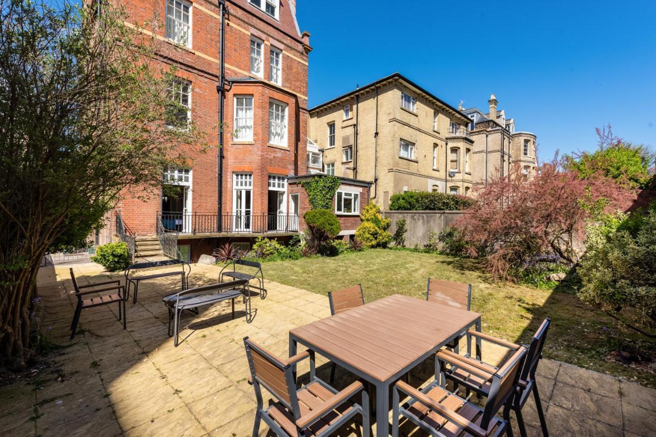 3 Bedroom Garden Apartment Opposite The Beach Brighton Exterior photo