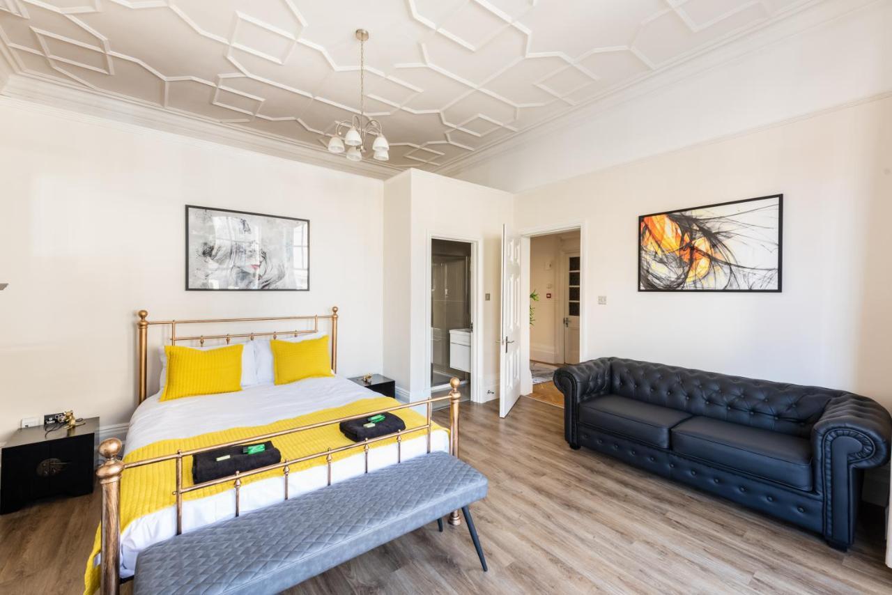 3 Bedroom Garden Apartment Opposite The Beach Brighton Exterior photo
